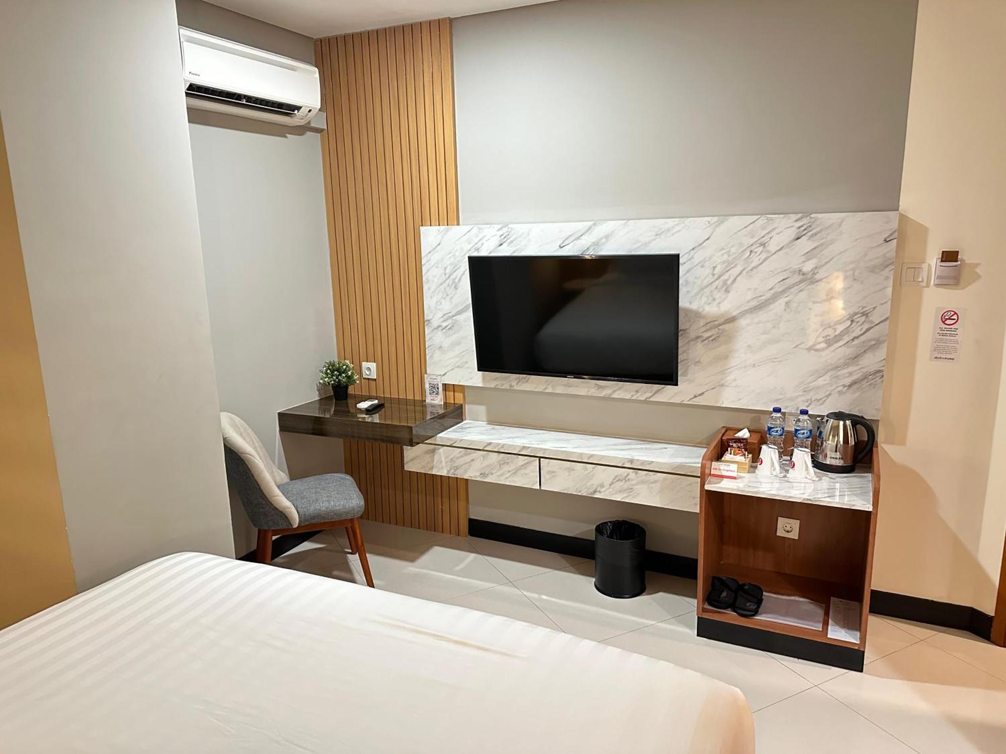 D'Primahotel Jemursari سورابايا المظهر الخارجي الصورة