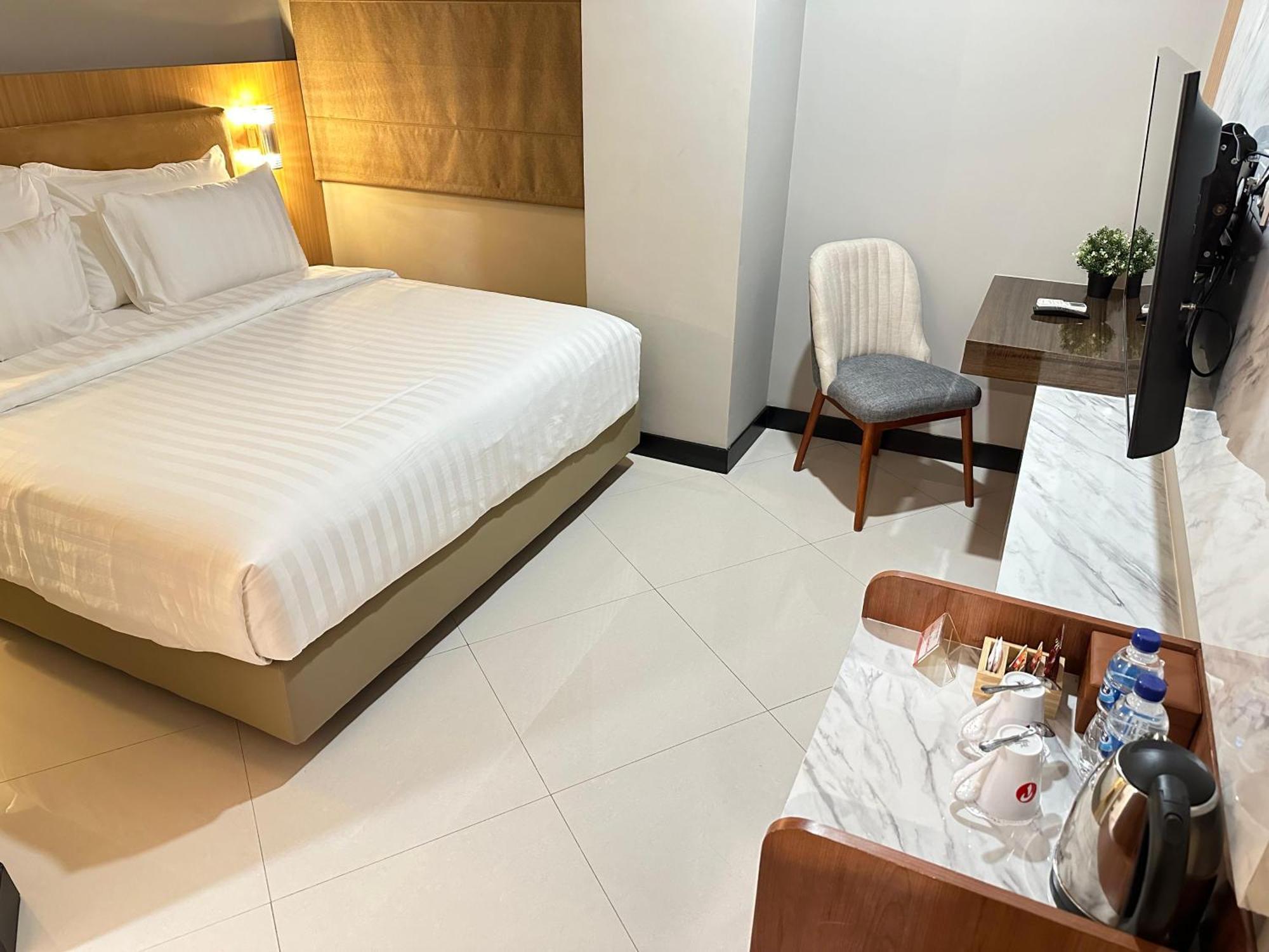 D'Primahotel Jemursari سورابايا المظهر الخارجي الصورة